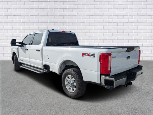Used 2023 Ford F350 XLT w/ FX4 Off-Road Package image 3