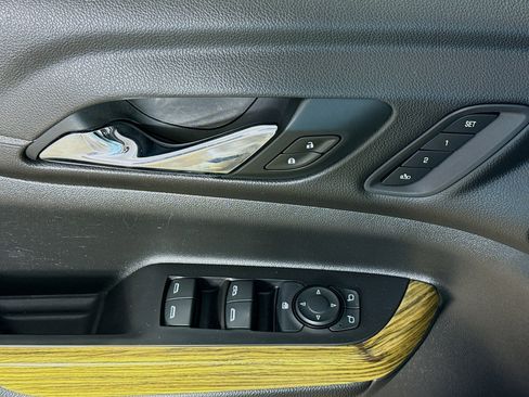 Used 2019 GMC Acadia Denali FWD image 21