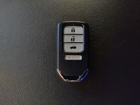 Used 2019 Honda Accord Sport image 32