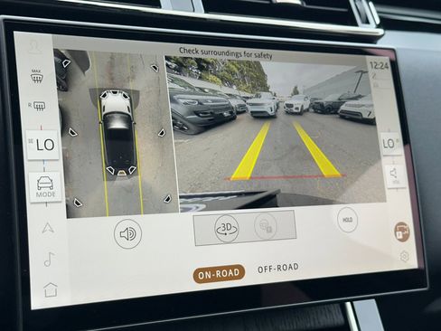 New 2026 Land Rover Range Rover Velar Dynamic SE image 21