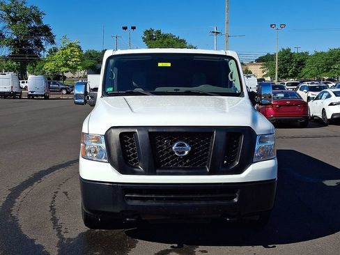 Used 2021 Nissan NV 2500 SV RWD image 2