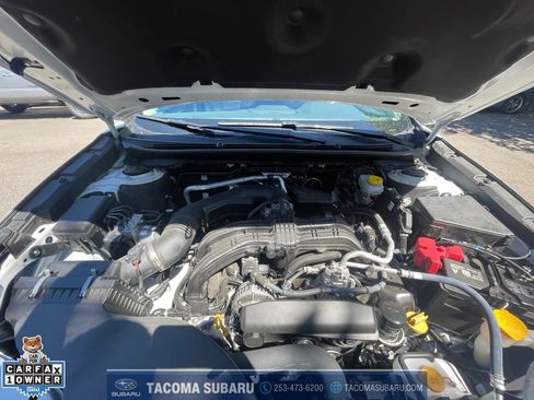 Used 2025 Subaru Outback Limited AWD/4WD image 20