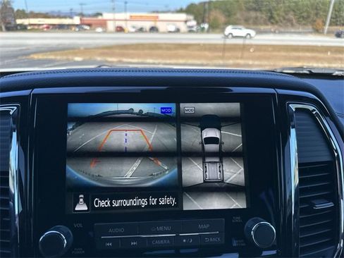 Certified 2024 Nissan Titan Platinum Reserve w/ Moonroof Package image 22