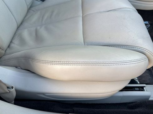 Used 2017 Lincoln Continental Select image 22