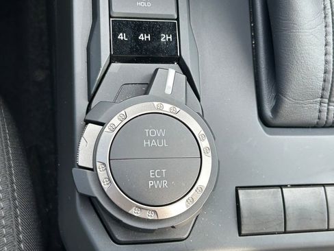 Certified 2025 Toyota Tacoma SR5 image 29