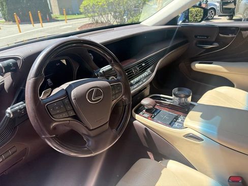 Used 2019 Lexus LS 500 AWD w/ Luxury Package image 7