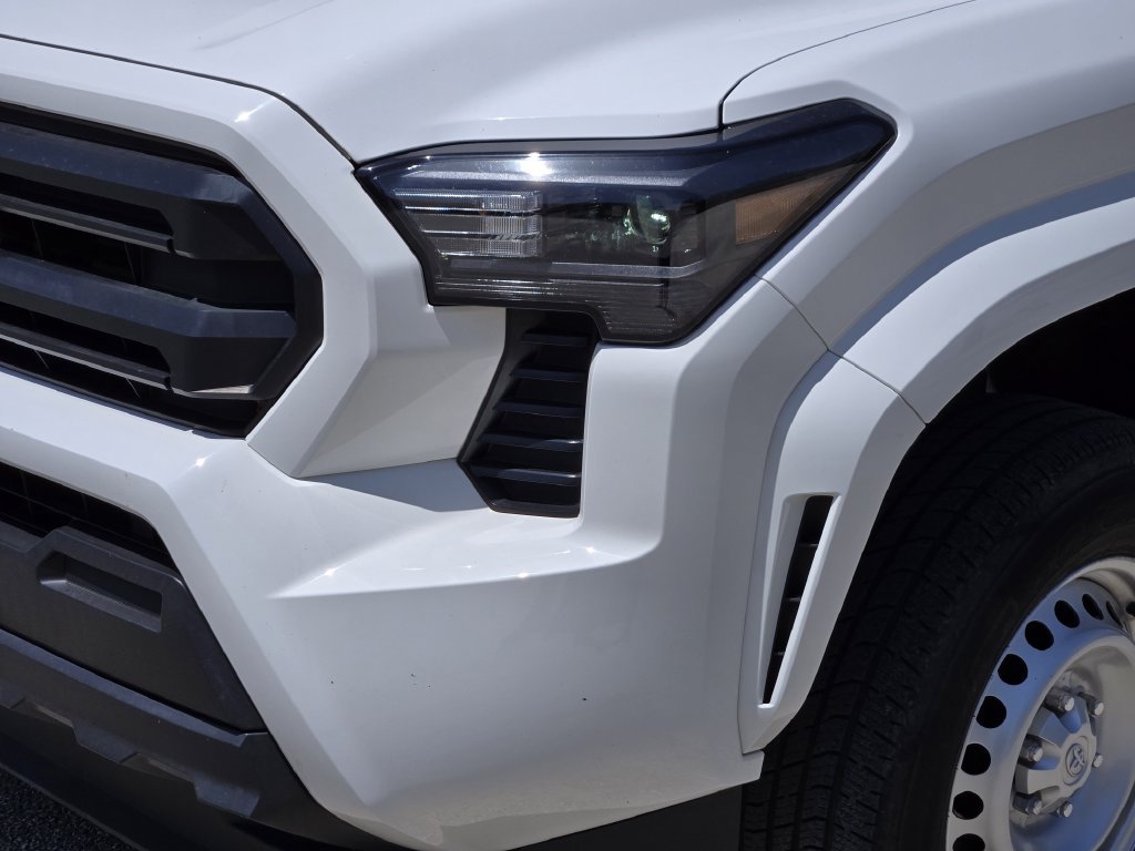 Used 2024 Toyota Tacoma SR RWD image 9
