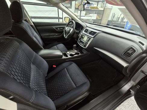 Used 2017 Nissan Altima 2.5 SV image 15