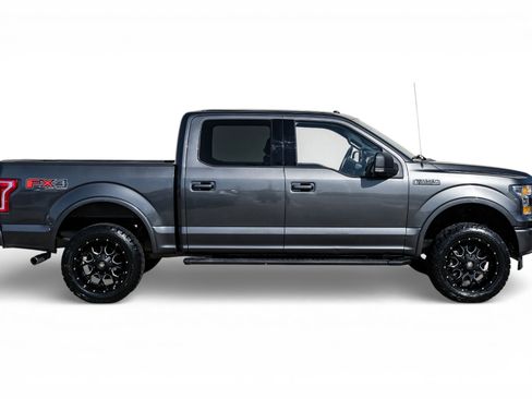 Used 2017 Ford F150 XLT w/ Equipment Group 302A Luxury image 6