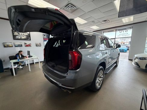 Used 2025 GMC Yukon Denali AWD/4WD image 16
