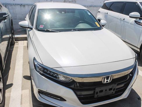 Used 2018 Honda Accord Sport image 3