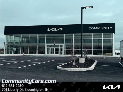 Used 2025 Kia K4 GT-Line w/ GT-Line Premium Package FWD image 5