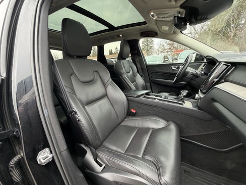 Used 2019 Volvo XC60 T6 Inscription w/ Protection Package Premier image 28