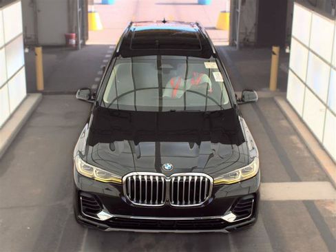 Used 2019 BMW X7 xDrive50i w/ Premium Package AWD/4WD image 5