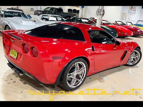 Used 2007 Chevrolet Corvette Z06 w/ Preferred Equipment Group image 2