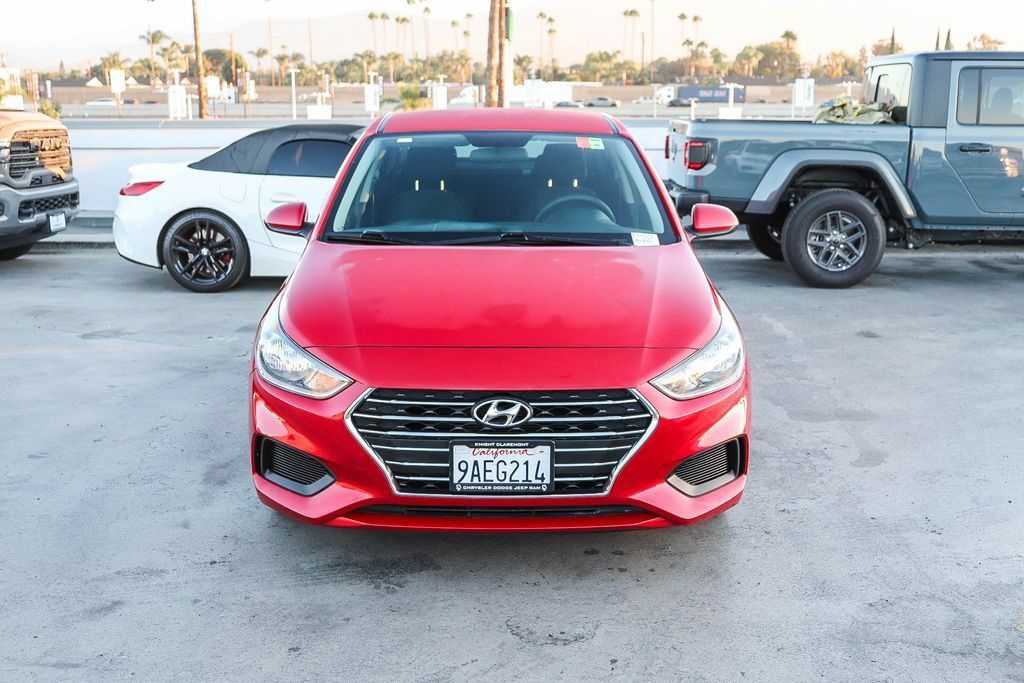 Used 2022 Hyundai Accent FWD image 3