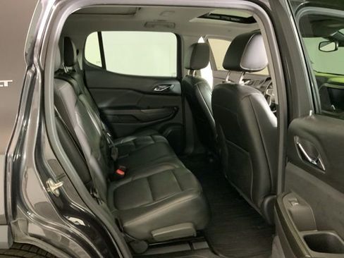 Used 2018 GMC Acadia SLT AWD/4WD image 29
