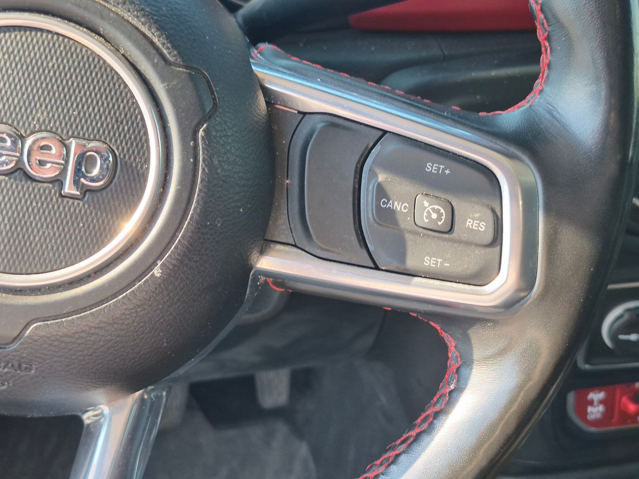 Used 2023 Jeep Gladiator Rubicon w/ Cold Weather Group AWD/4WD image 19