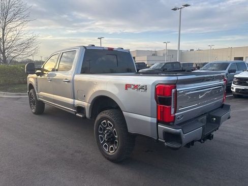 Used 2024 Ford F250 Platinum image 4