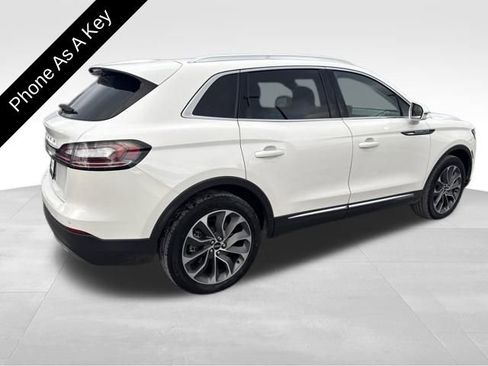 Certified 2023 Lincoln Nautilus Reserve w/ Luxury Package image 8