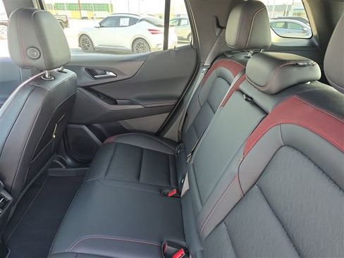 Used 2025 Chevrolet Equinox RS w/ Safety and Technology Package image 30