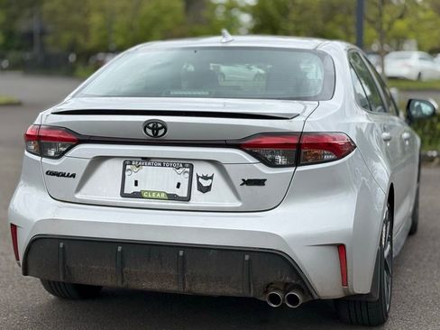 Certified 2025 Toyota Corolla XSE FWD image 5