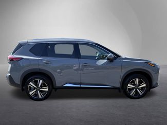 Used 2022 Nissan Rogue SL w/ SL Premium Package video 2