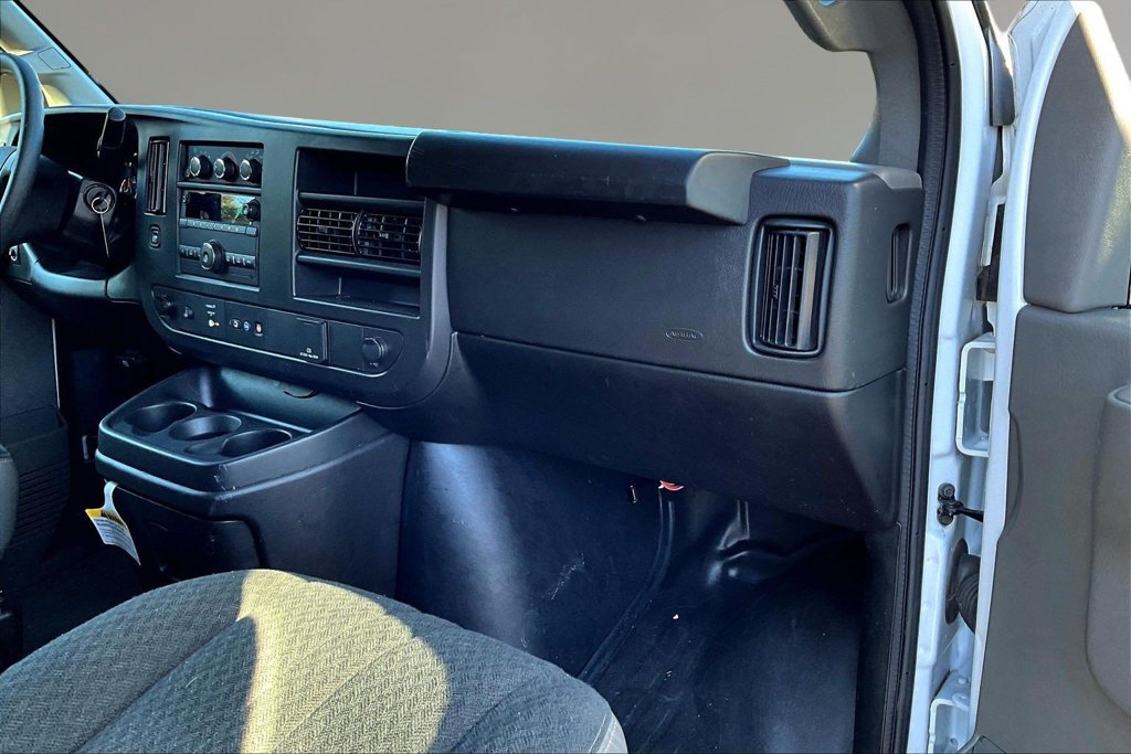 Used 2025 GMC Savana 2500 w/ Driver Convenience Package RWD image 20