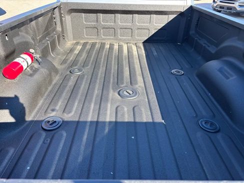 Used 2020 RAM 3500 Big Horn w/ Level 2 Equipment Group image 4