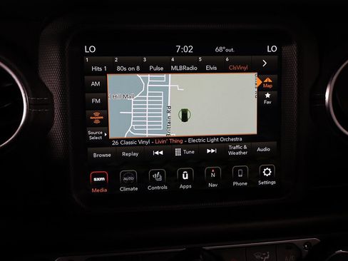 Used 2022 Jeep Wrangler Unlimited Sahara w/ Cold Weather Group AWD/4WD image 38