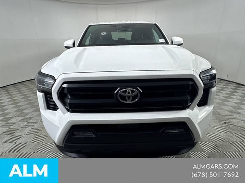 Used 2024 Toyota Tacoma SR5 AWD/4WD image 2