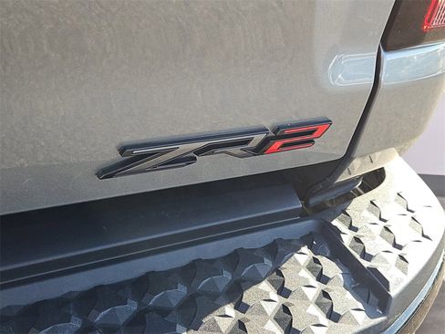 Certified 2024 Chevrolet Colorado ZR2 w/ Technology Package image 12