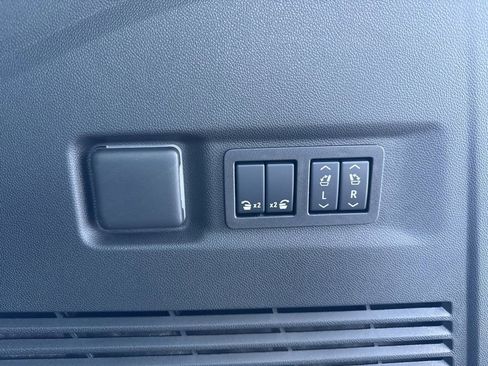 New 2026 GMC Yukon XL Denali w/ Sun & Power Step Package image 39