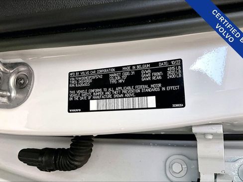 Used 2023 Volvo XC40 B4 Plus w/ Protection Package Premier image 43