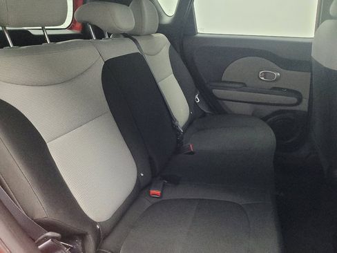 Used 2019 Kia Soul image 19