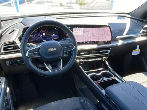 New 2026 Chevrolet Traverse LT w/ LPO, Floor Liner Package image 14