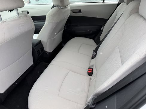 Certified 2022 Toyota Corolla Cross LE image 22