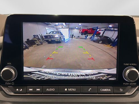 Used 2023 Nissan Rogue SV AWD/4WD image 27