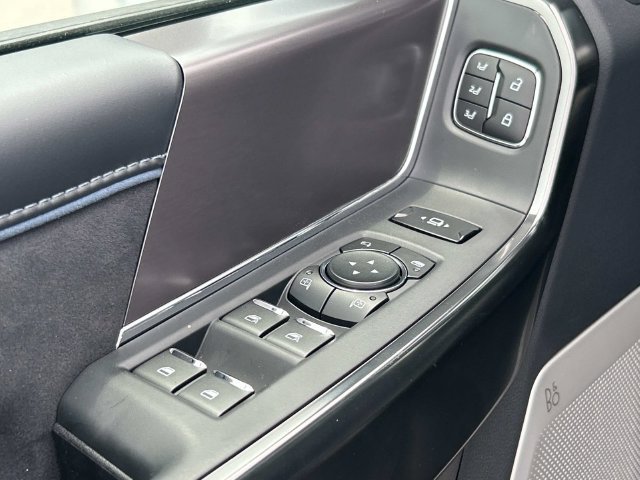 New 2026 Ford F250 Platinum AWD/4WD image 23