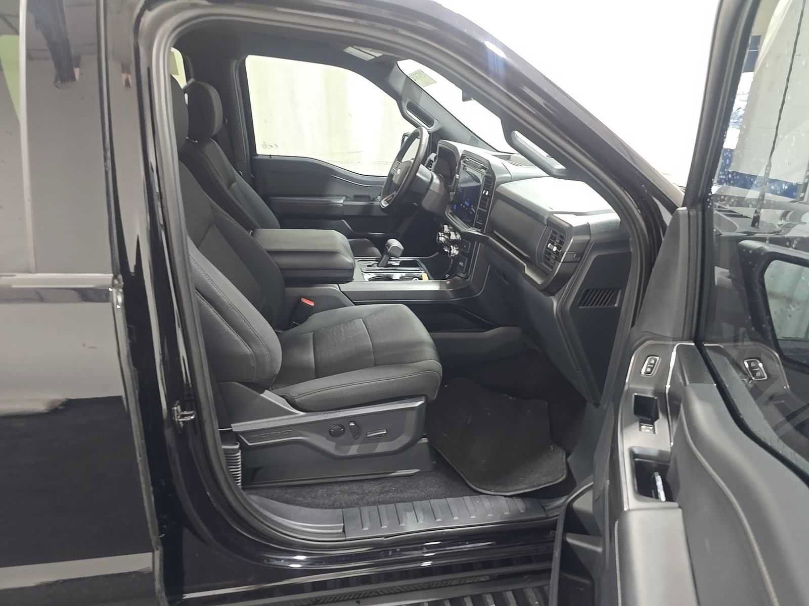 Used 2024 Ford F150 XLT w/ Equipment Group 302A MID AWD/4WD image 14