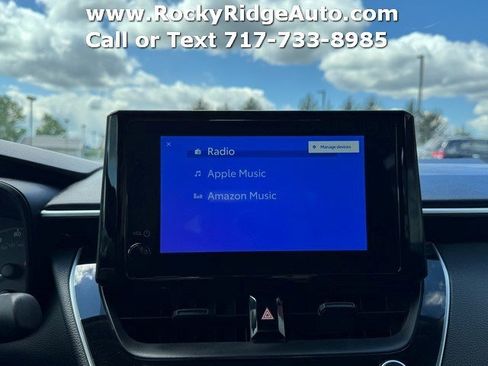 Used 2025 Toyota Corolla LE FWD image 29