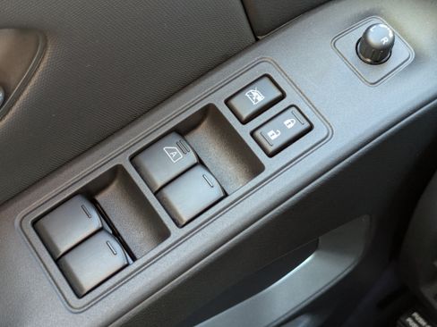 Certified 2024 Nissan Frontier SV w/ Hardbody Edition image 22