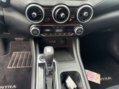 Used 2022 Nissan Sentra SV w/ All-Weather Package FWD image 17