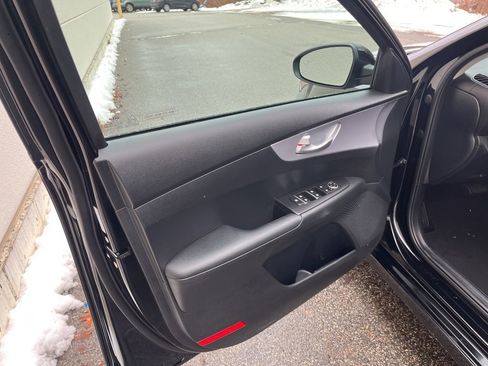 Used 2024 Kia Forte LXS w/ LXS Technology Package image 14