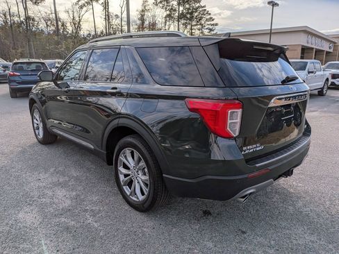 Certified 2023 Ford Explorer Limited w/ Equipment Group 301A image 6