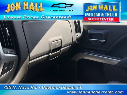 Used 2019 Chevrolet Silverado 2500 LT w/ Midnight Edition AWD/4WD image 17