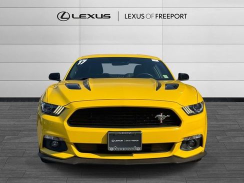 Used 2017 Ford Mustang GT Premium w/ Equipment Group 401A RWD image 2