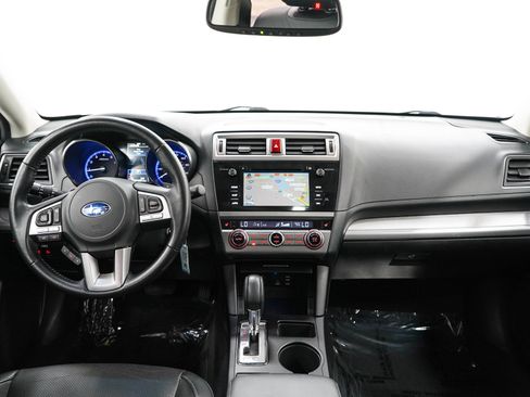 Used 2015 Subaru Outback 2.5i Premium AWD/4WD image 16
