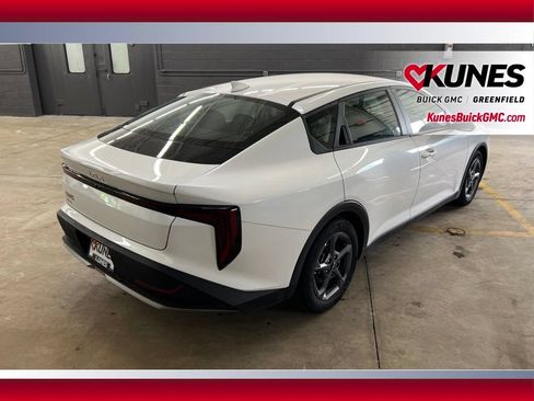 Used 2025 Kia K4 FWD image 5