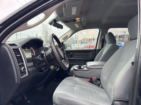 Used 2017 RAM 1500 Express w/ Black Ram 1500 Express Group image 30